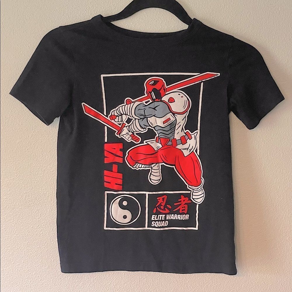 Oshkosh Black/White/Orange Ninja Short Sleeve T-Shirt. Size 8.